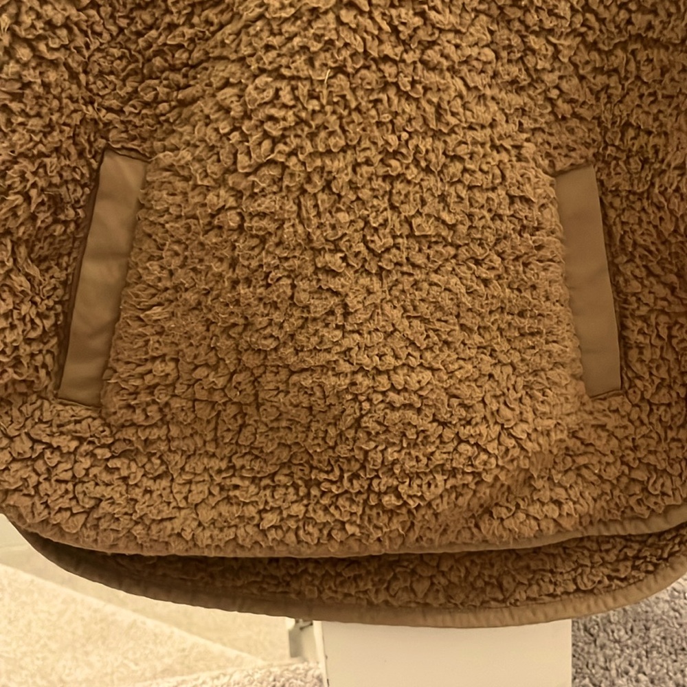 Abercrombie & Fitch Tan Sherpa Sweater - Picture 3 of 7